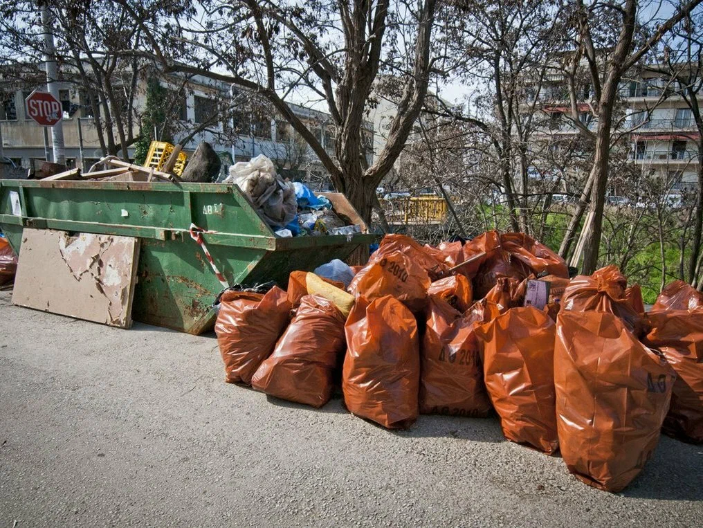 Круглосуточный вывоз мусора в Химках в октябре