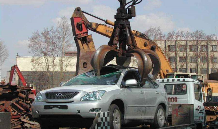Вывоз старых автомобилей на утилизацию в Химках в октябре