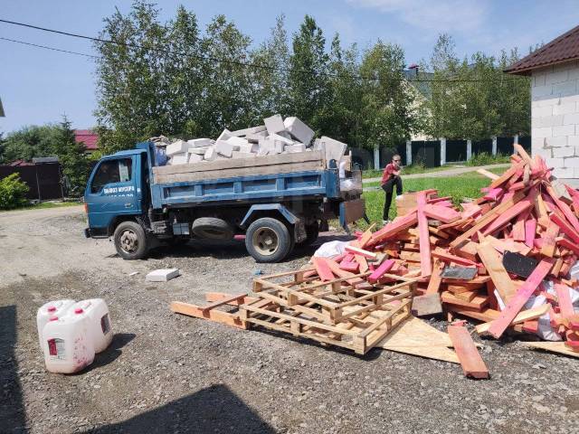 Вывоз мусора с чердака в Химках в октябре